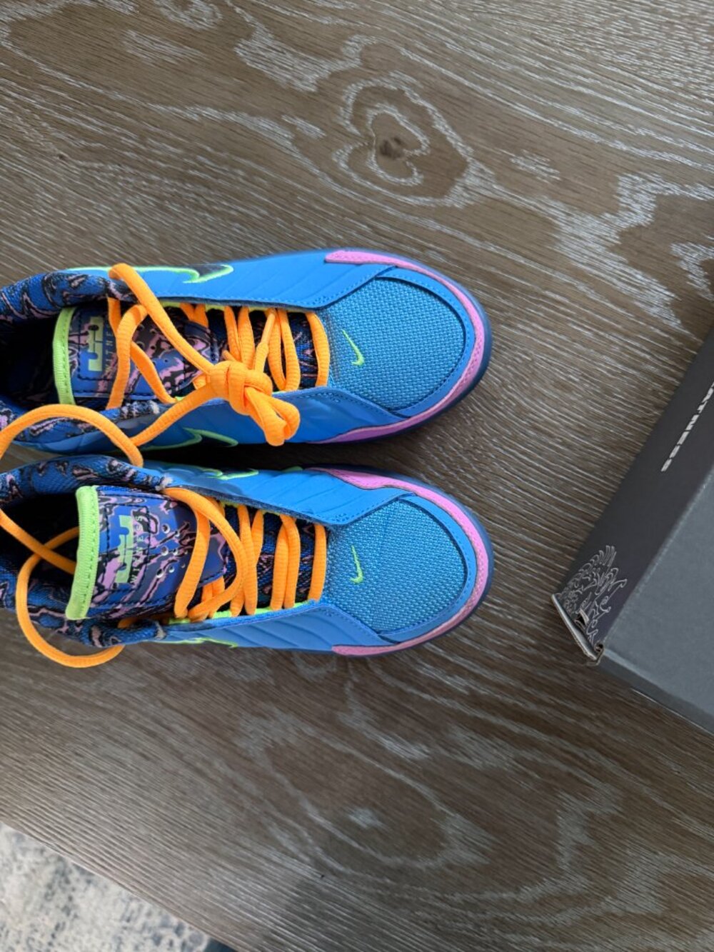 NEW IN BOX Nike Lebron Witness IX SE (PS) university blue/black shoes size 1.5Y - Picture 5 of 5